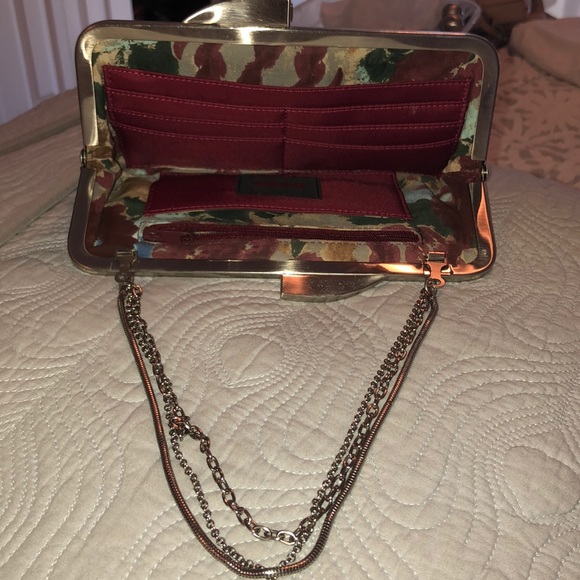 Hobo clutch with built in Wallet. - Picture 8 of 8